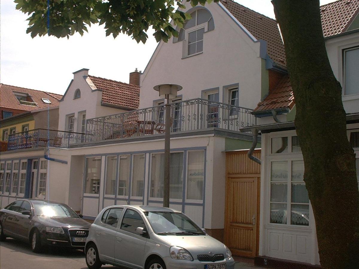 רוסטוק Hotel Zum Strand מראה חיצוני תמונה